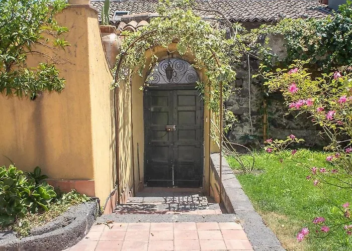 La Villa di Tenute Foti Randazzese